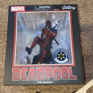 Marvel Deadpool PVC Diorama